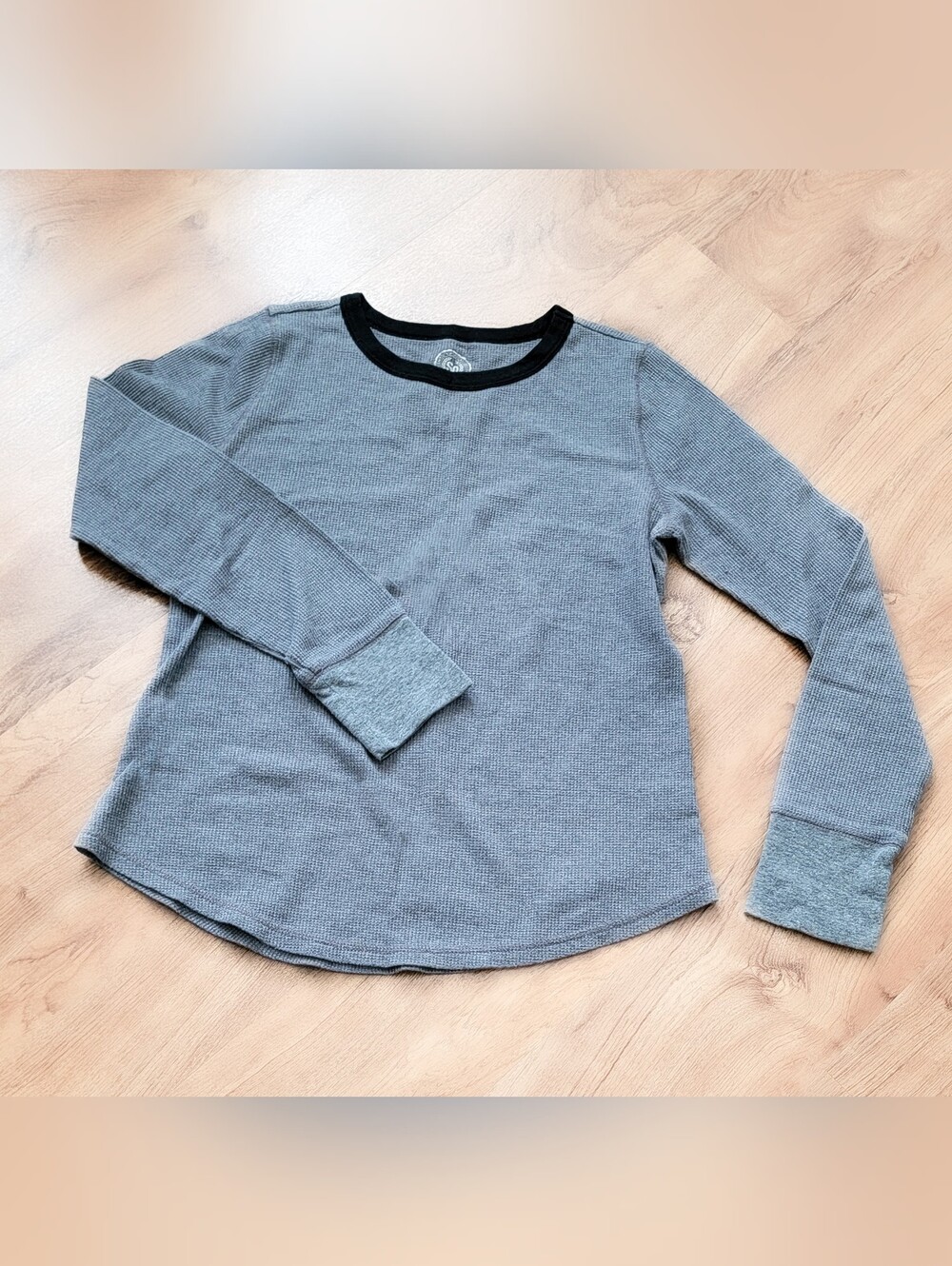 SO Gray Thermal Crewneck with Black Trim Size XL